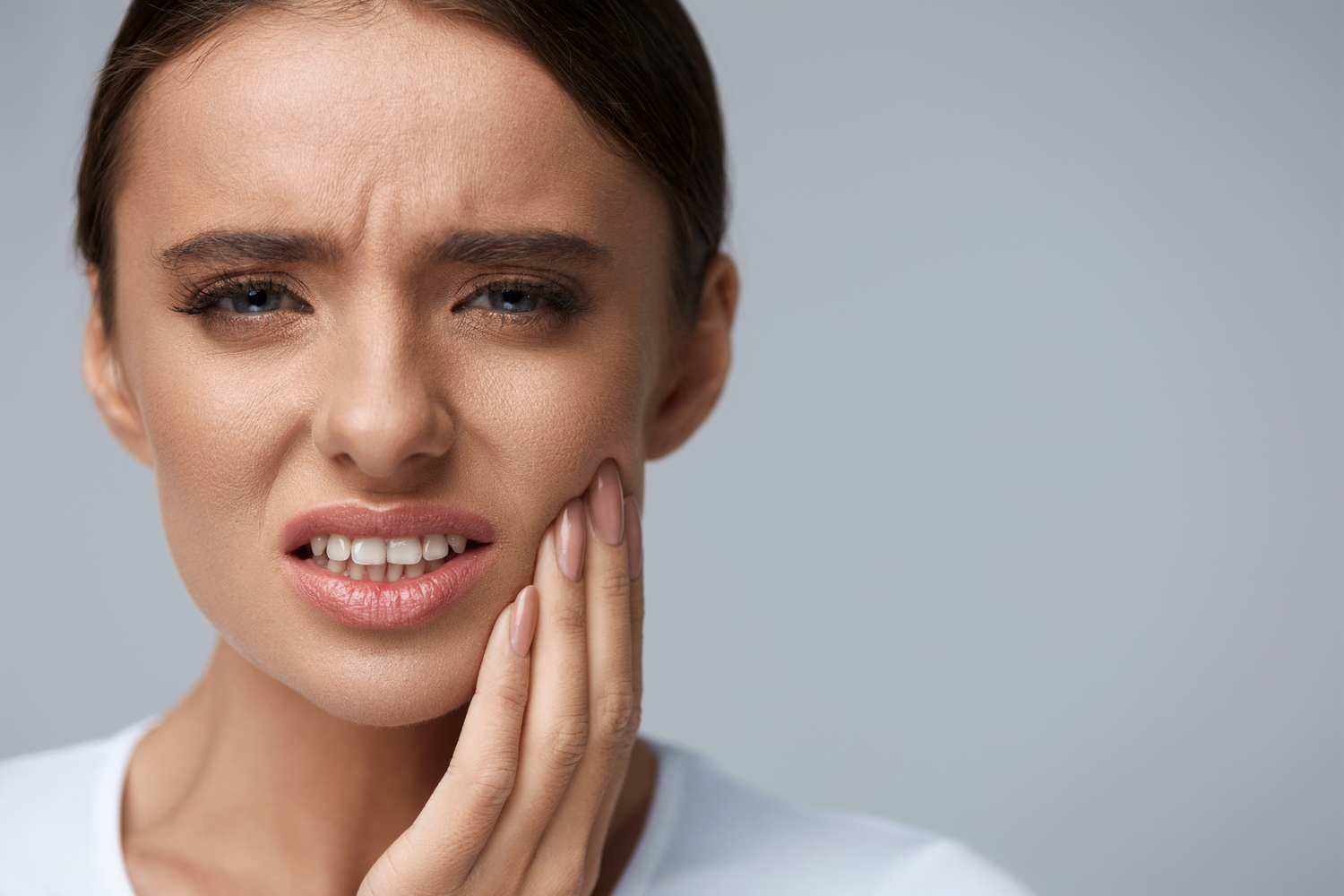Symptoms and Treatment Options for Gum Disease