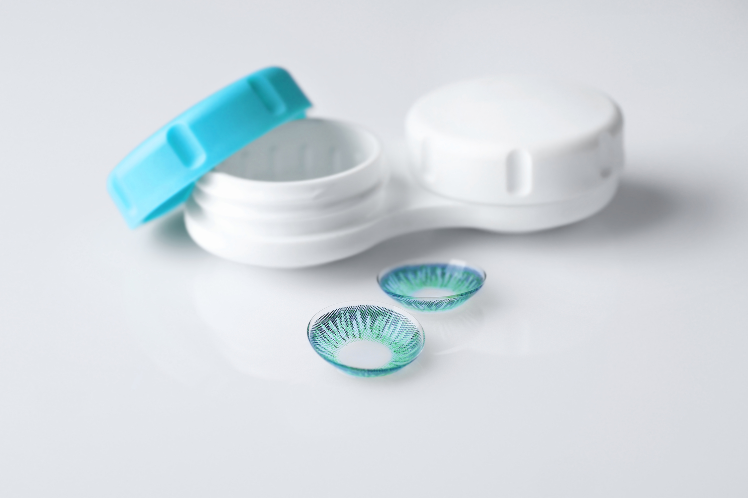Top Contact Lens Monthly Subscription Services
