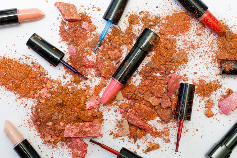 6 Practical Lipstick Buying Tips